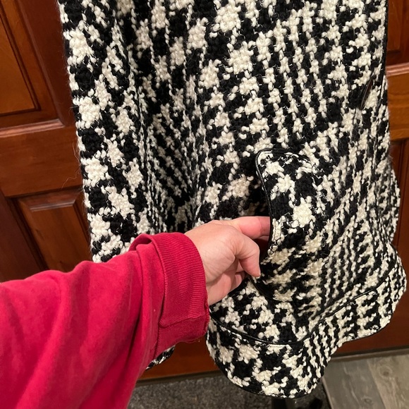 1 Madison Houndstooth Cape Capelet Black White Wool Blend Size Large - Picture 3 of 11